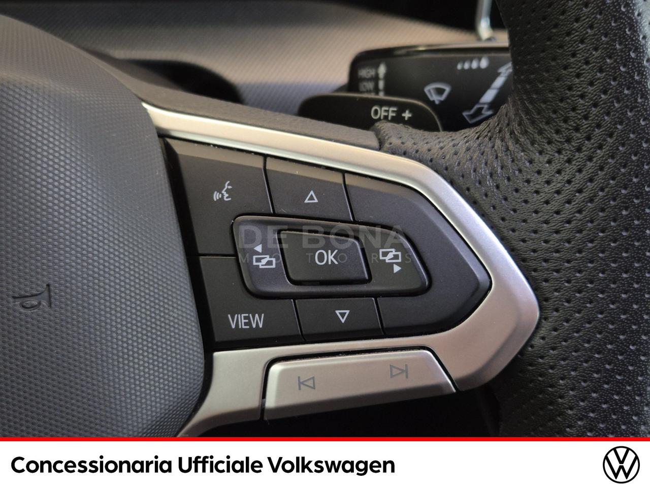 Volkswagen Golf 2.0 tdi r-line plus 150cv dsg