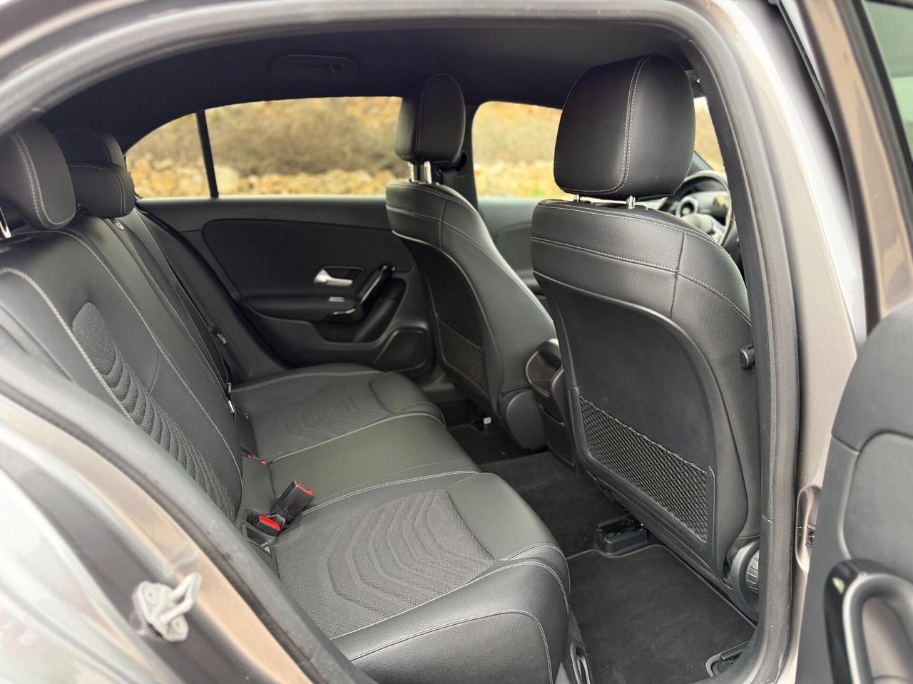 Mercedes-benz A 180 d Automatic 116cv auto 32.000km