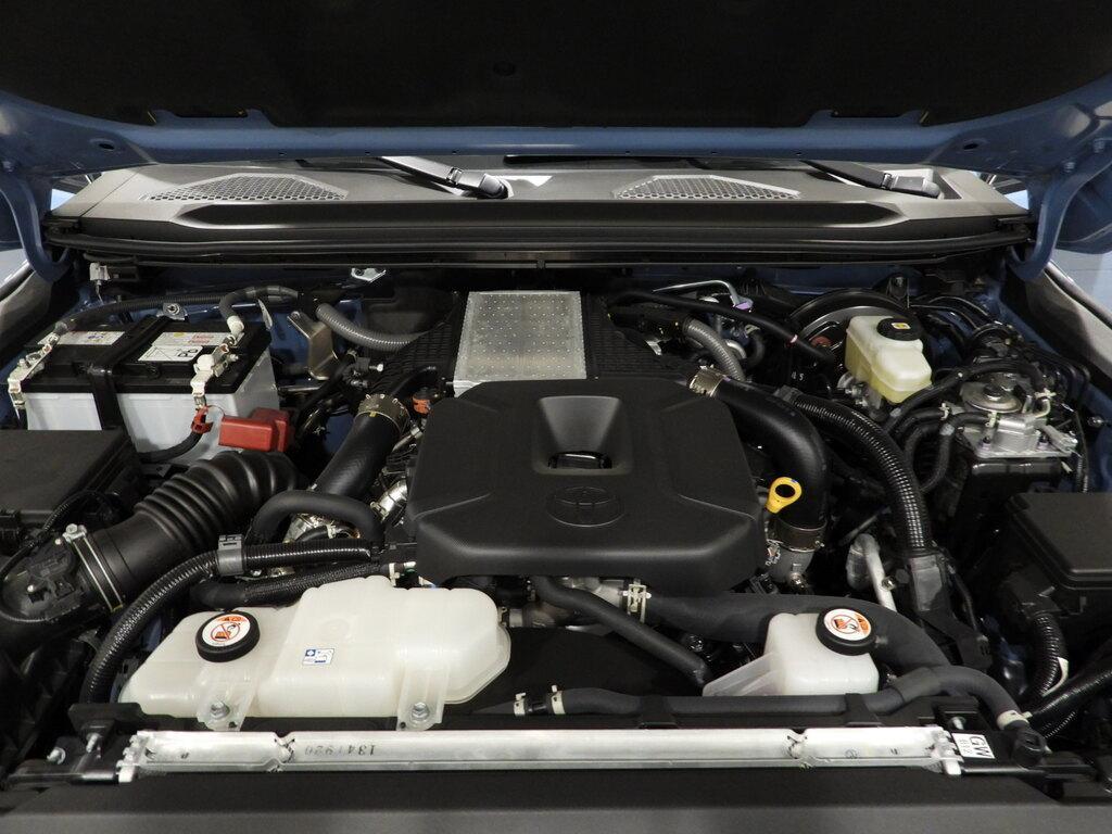 Toyota Land Cruiser 2.8 D-4D First Edition AWD Auto