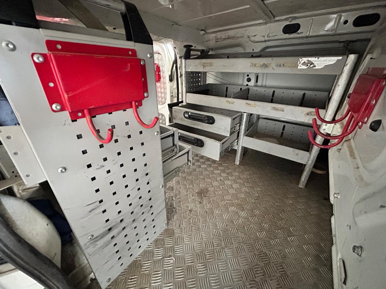 Fiat Fiorino 1.3 MJT 95CV Cargo Adventure
