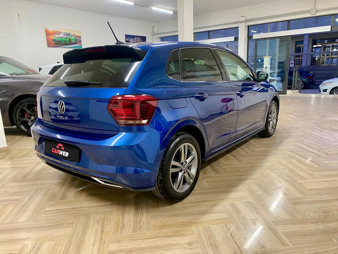 VOLKSWAGEN POLO 1.0 TSI HIGHLINE R line 2021