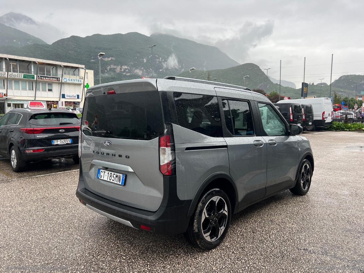FORD Tourneo Courier 1.0 EcoBoost Pow. Active