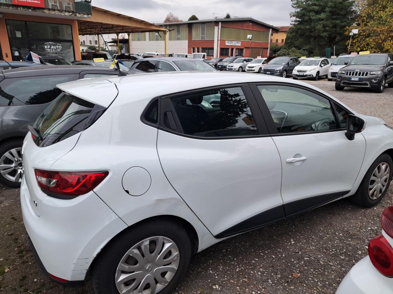 Renault Clio 1.5 dCi 8V 75CV 5 porte Wave