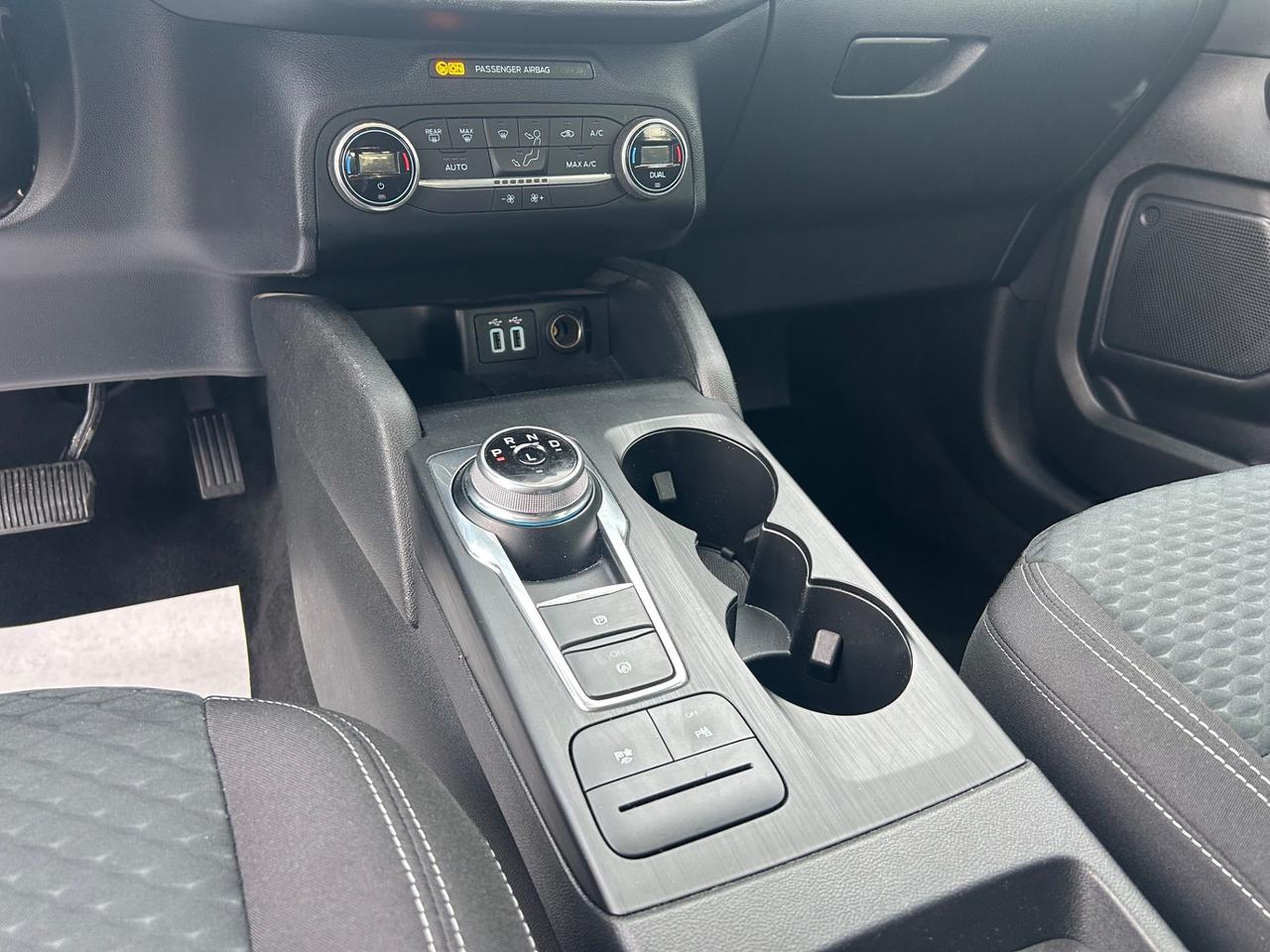 Ford Kuga 2.5 FULL HYBRID *59000KM*CONNECT
