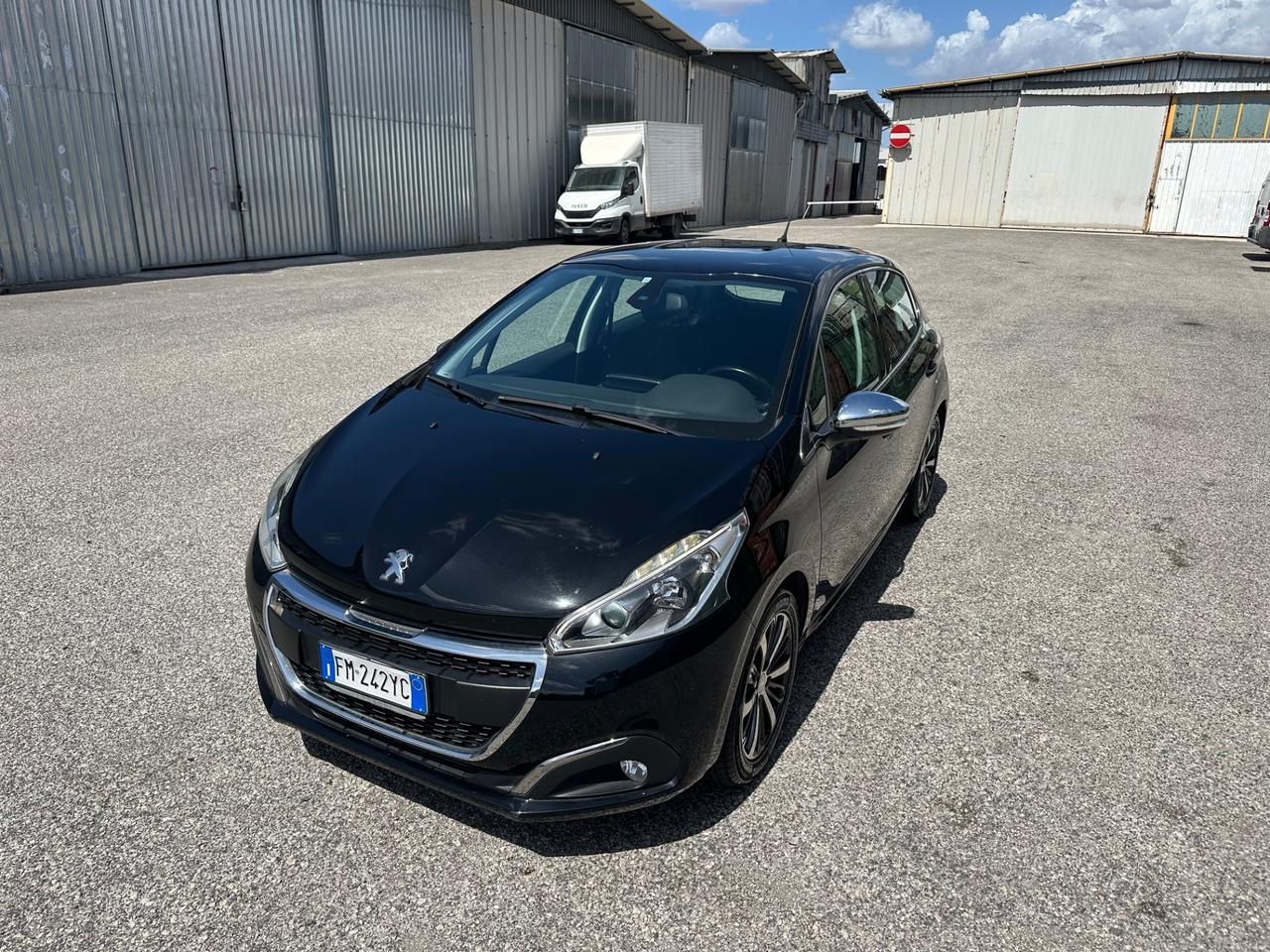 Peugeot 208 PureTech 68 5 porte Active km originali euro 6