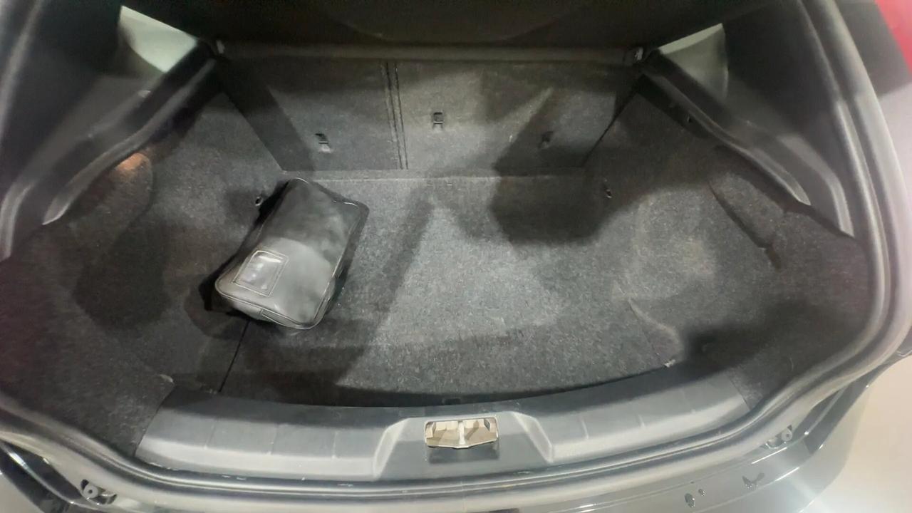 Volvo V40 T2 Business Plus