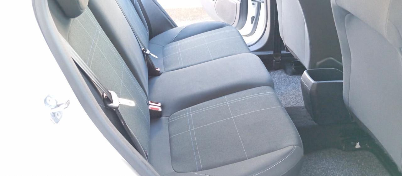 Ford Fiesta 1.1i 75 CV Business-Garanzia