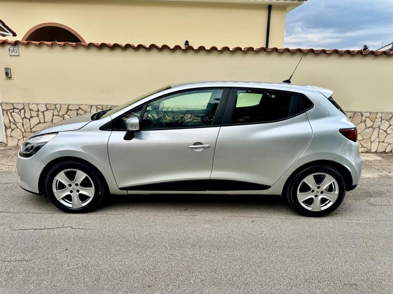 Renault Clio 1.5 dCi 75CV 5 porte Costume National