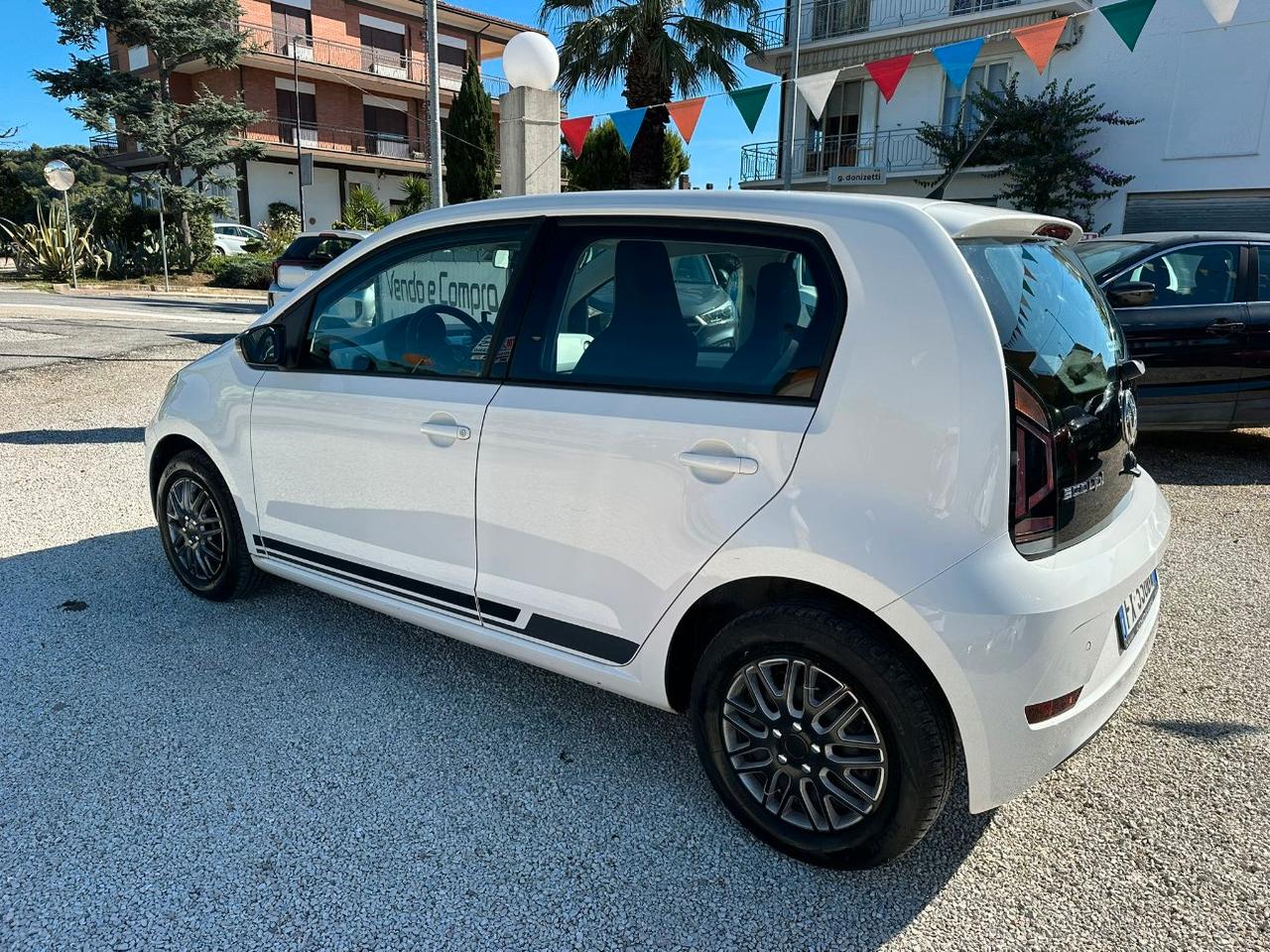 Volkswagen up! 5 Porte up! 5p 1.0 eco up! High up! 68cv