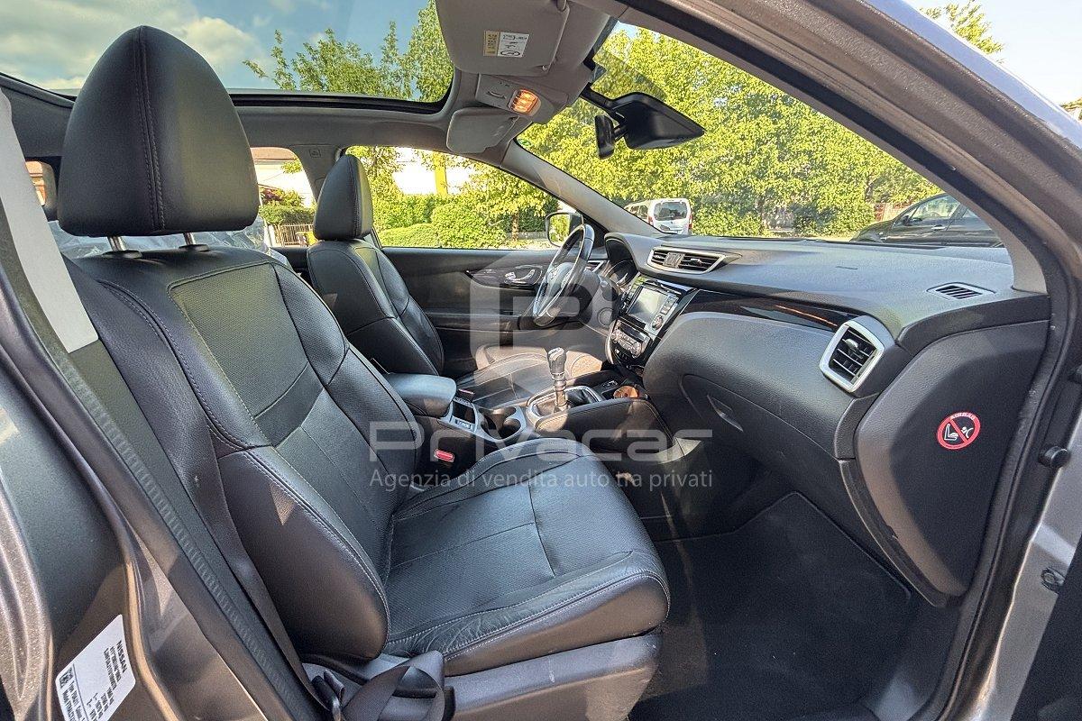 NISSAN Qashqai 1.6 dCi 2WD Acenta Premium
