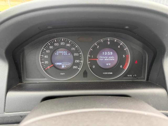 VOLVO XC60 2.4 D 175 CV FWD DRIVe Summum senza lavoro da fare