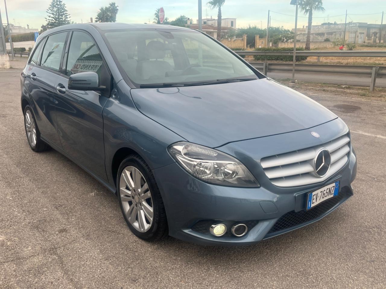 Mercedes-benz B 160 CDI Premium Unipro 2014
