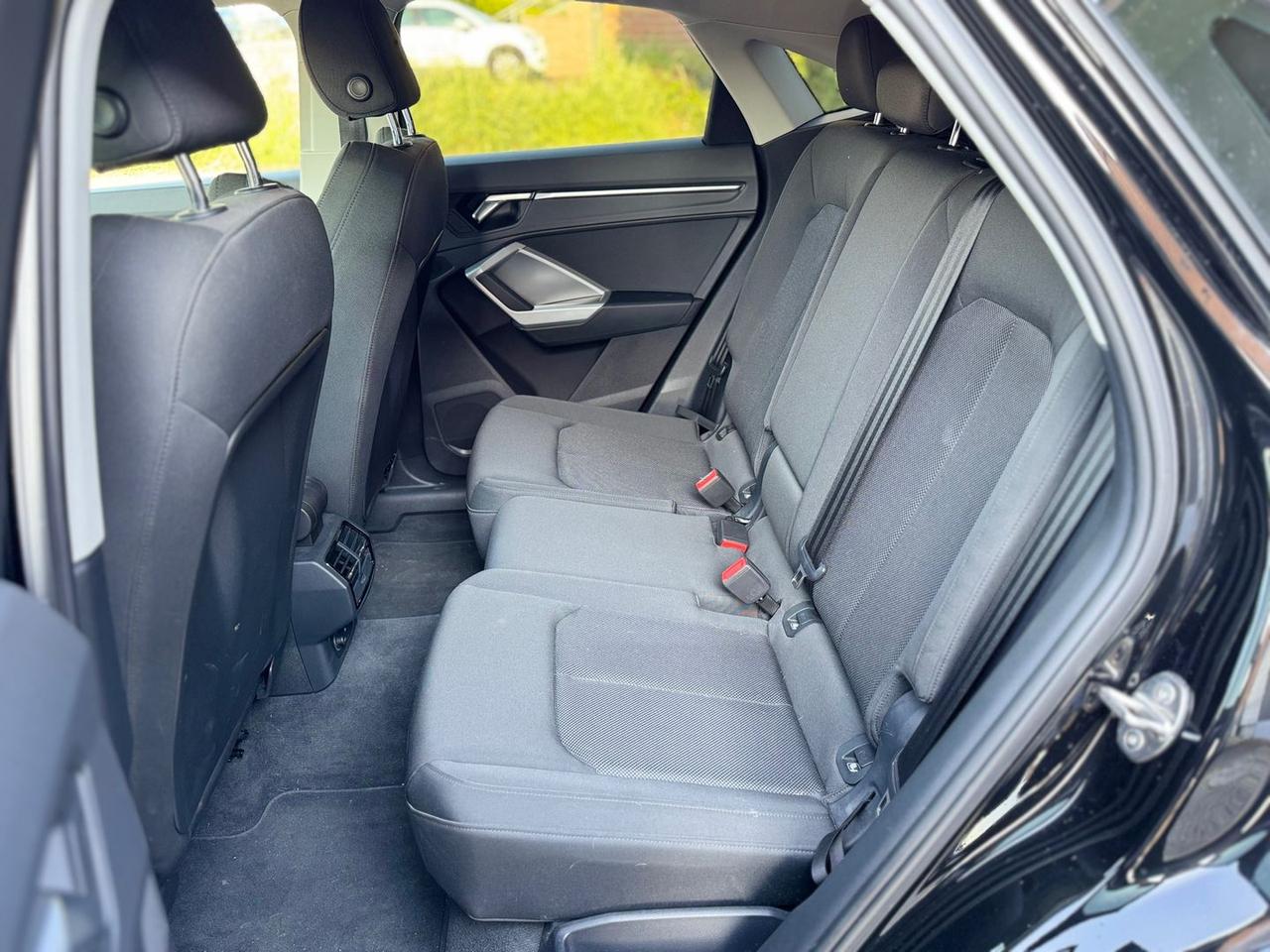 Audi Q3 S Line 2.0 35 TDI