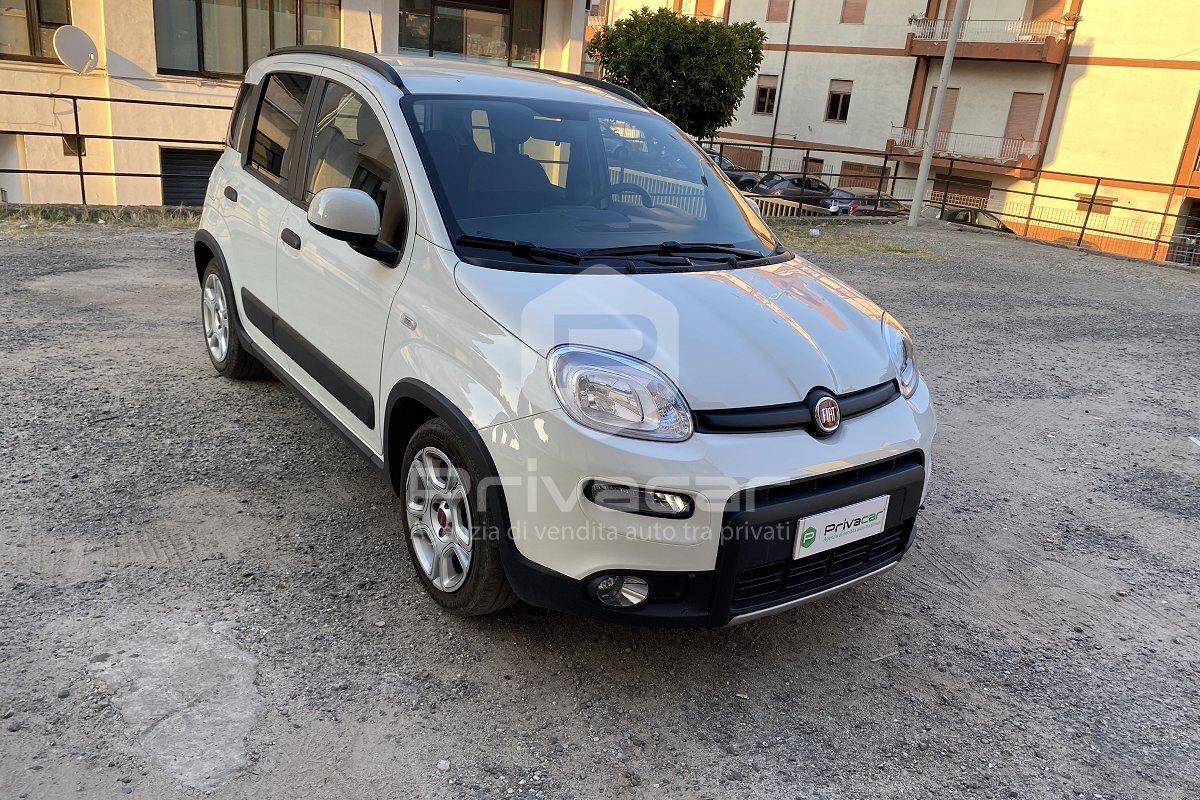 FIAT Panda 1.0 FireFly S&S Hybrid Garmin