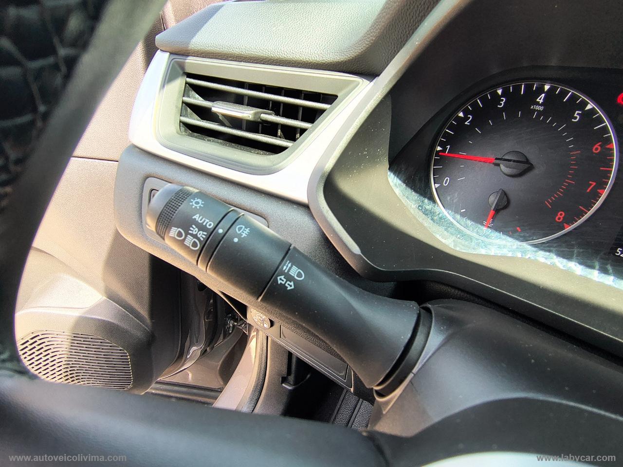 RENAULT Captur TCe 12V 100 CV GPL Zen