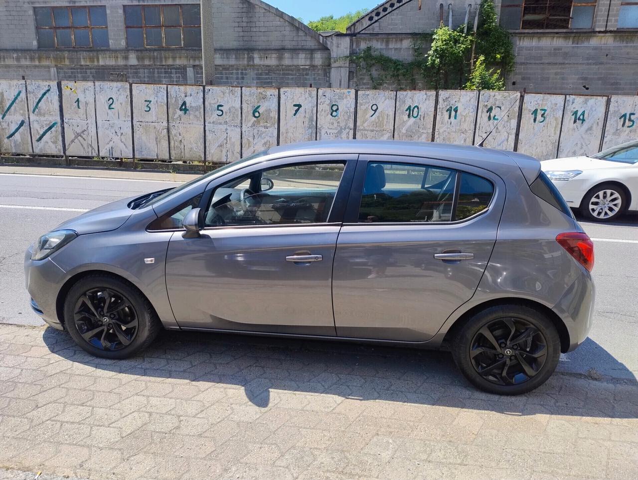 Opel Corsa 1.4 90 CV NIGHT EDITION EURO6 NEOPATENTATI