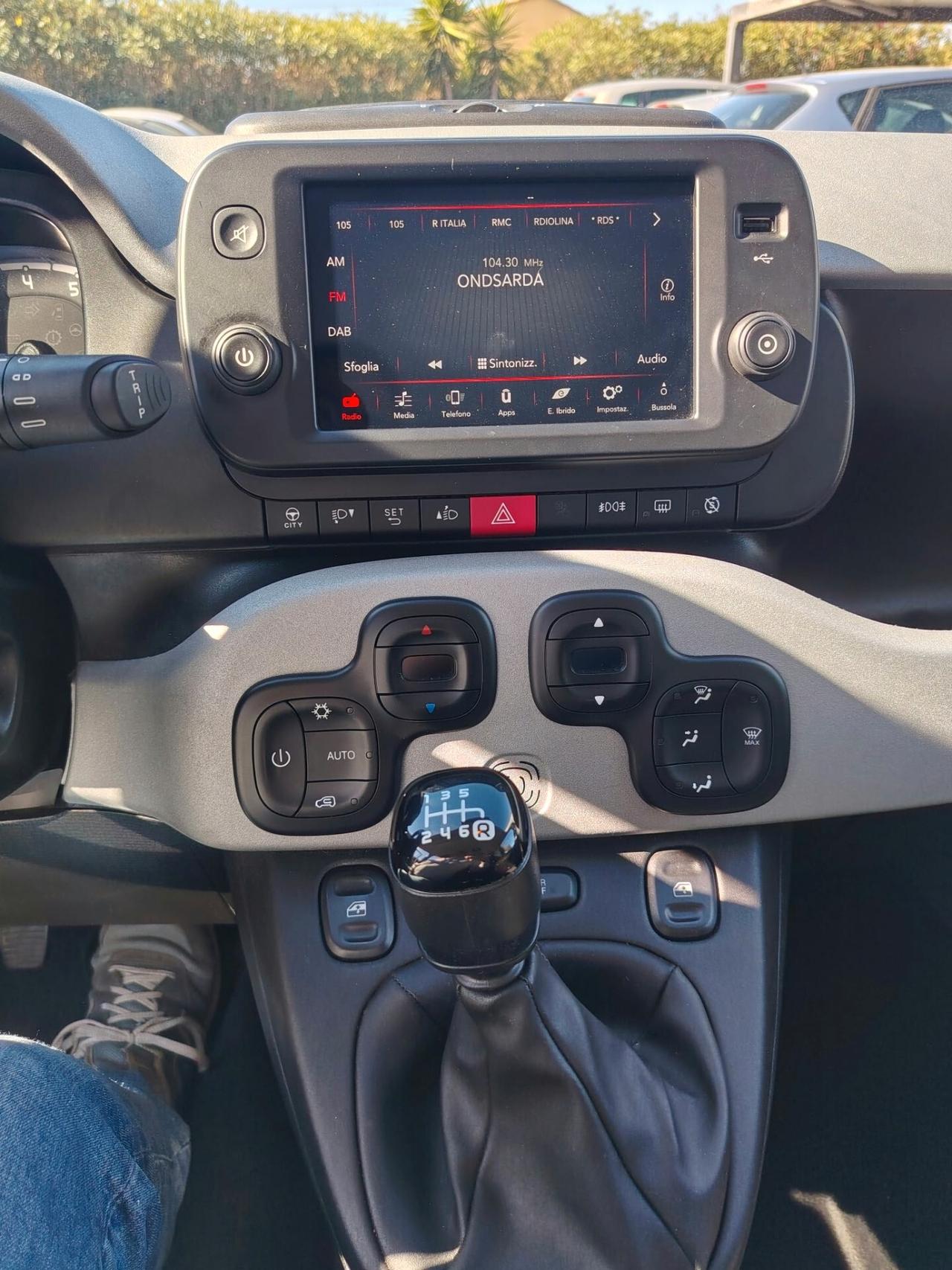 Fiat Panda 2022 - 1.0 FireFly S&S Hybrid City Cross Lb automobili