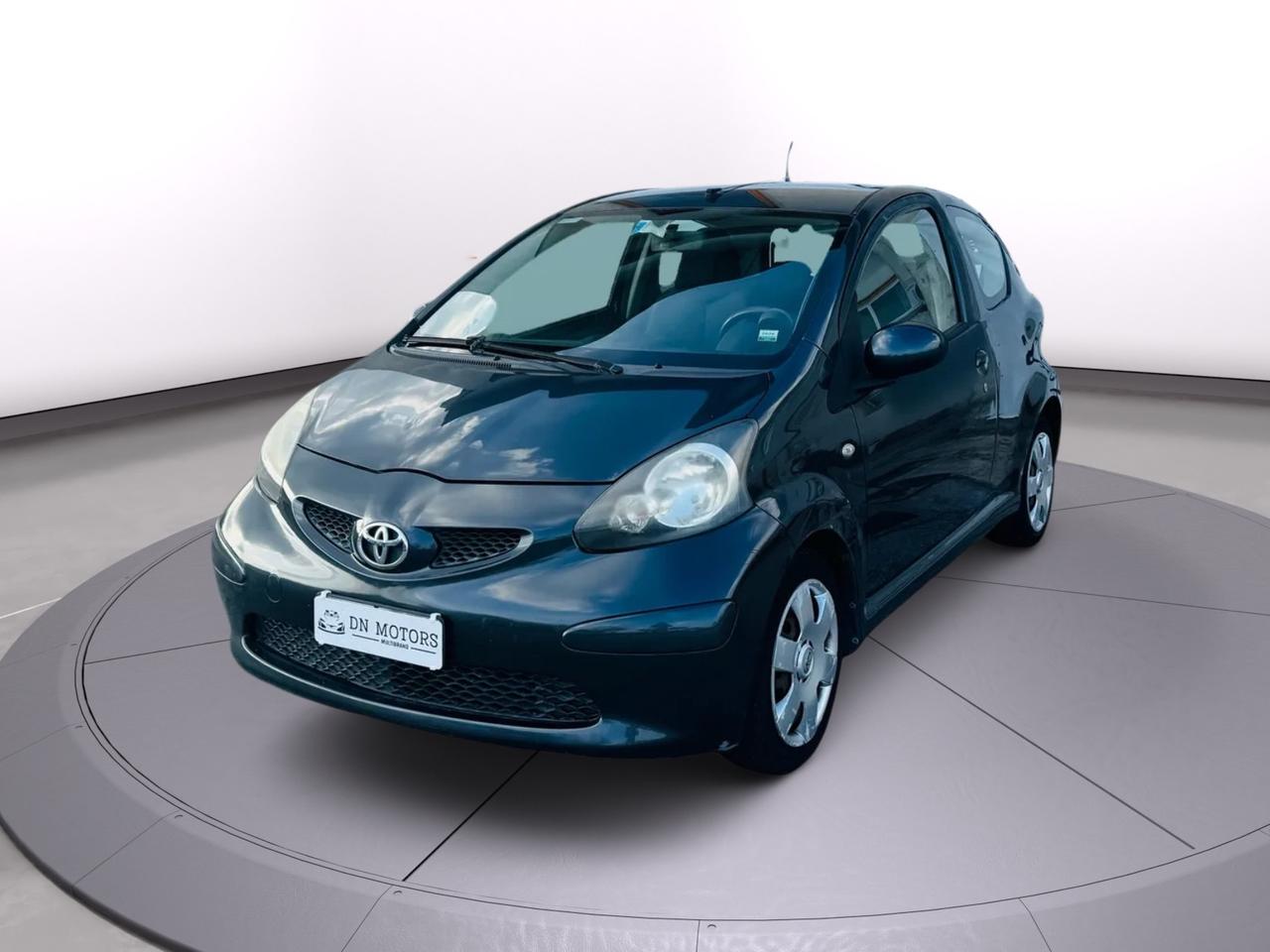 Toyota Aygo 1.0 benzina 2008 130.000km neo