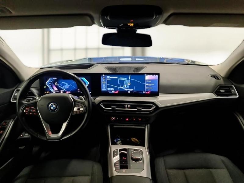 BMW 320 BUSINESS ADVANTAGE TOURING AUTO 5 PORTE STATION WAGON