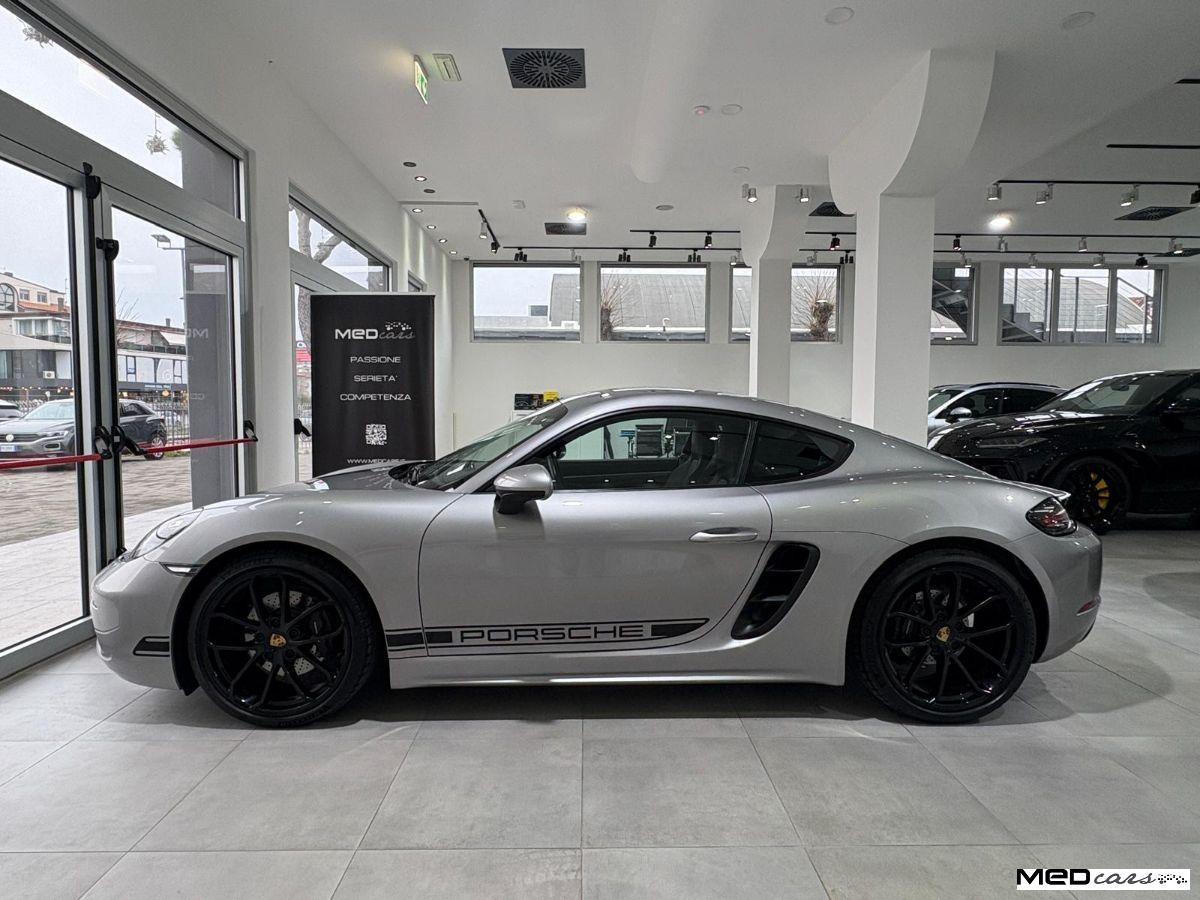 PORSCHE - 718 CAYMAN STYLE EDITION