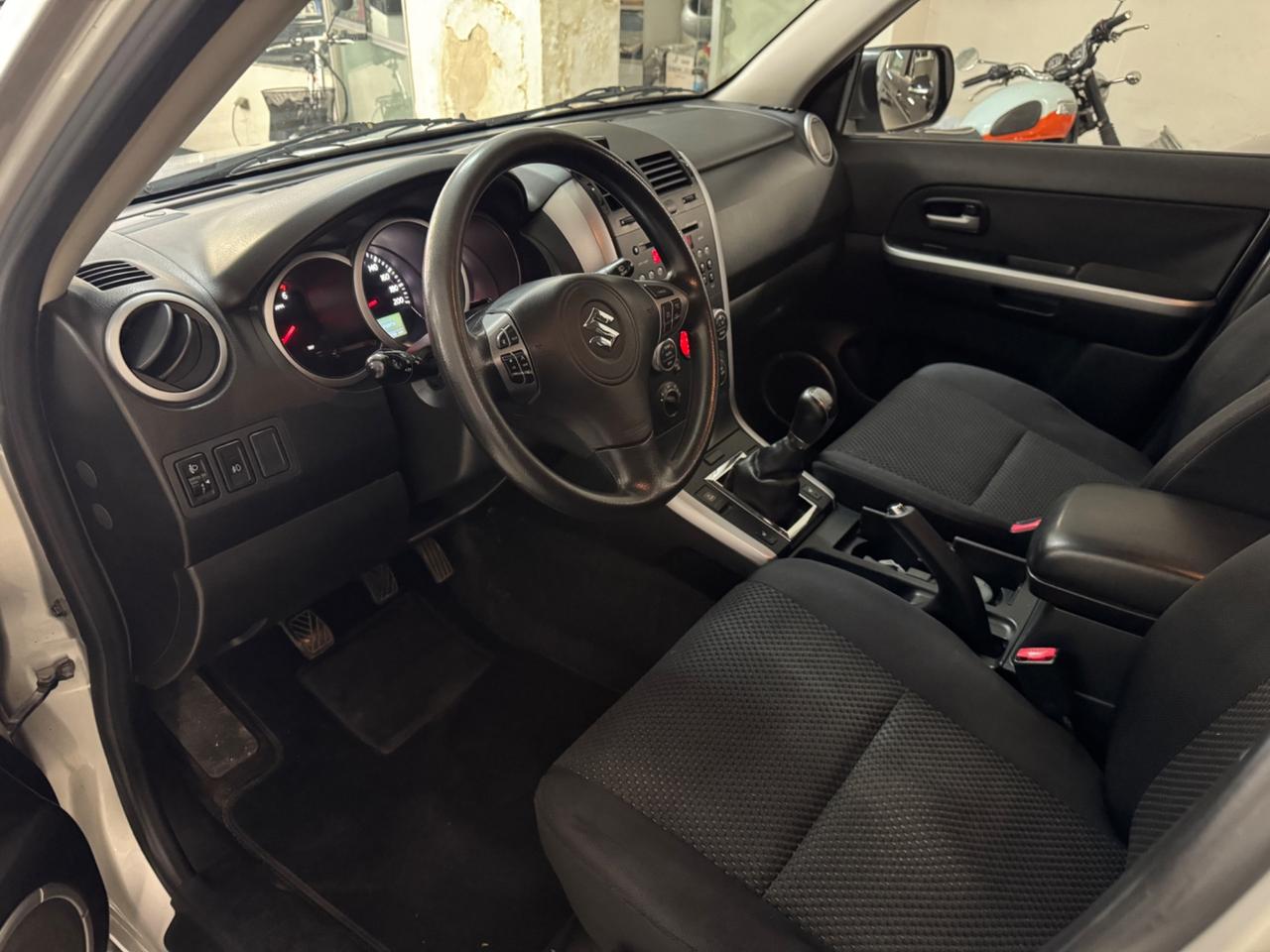 Suzuki Grand Vitara 1.9 DDiS 5 porte Executive Crossover