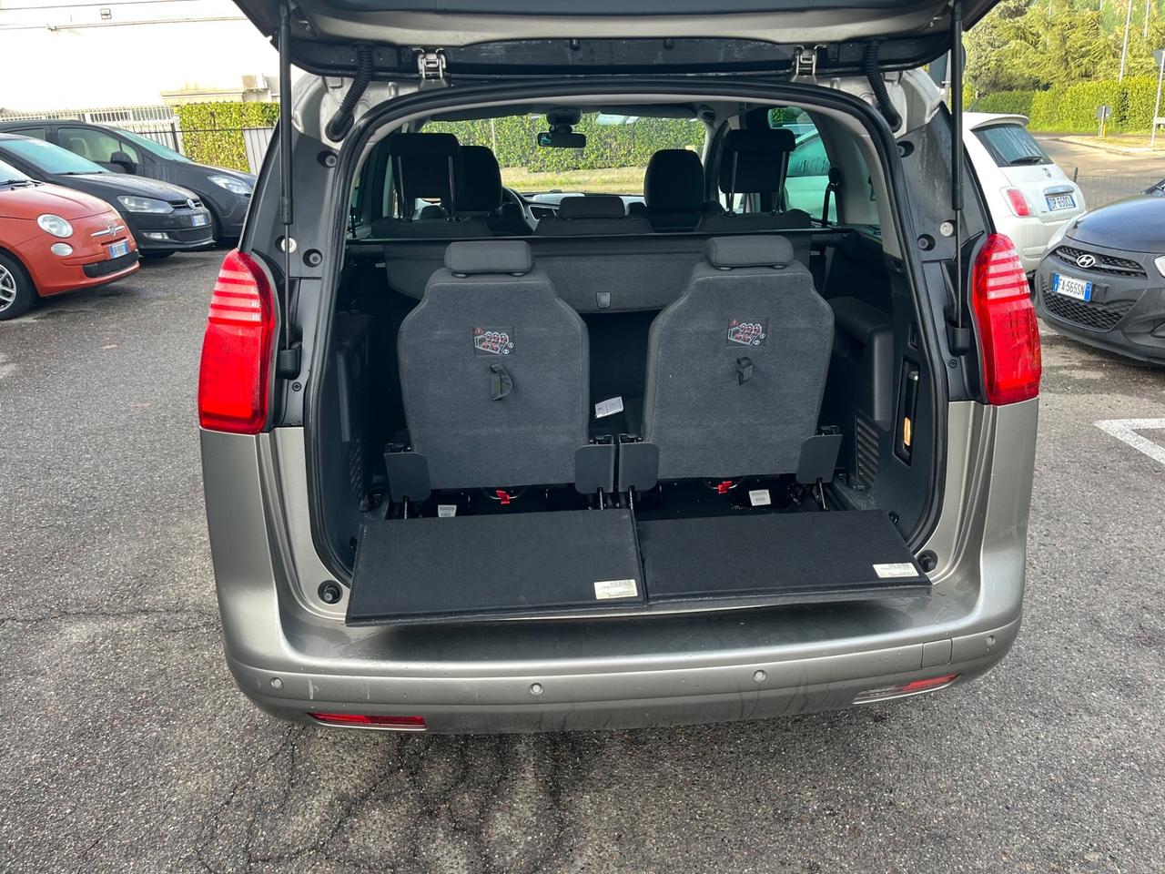 Peugeot 5008 1.6 HDi 112CV Business