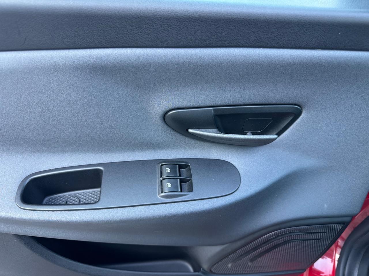 Lancia Ypsilon 1.2 69 CV 5 porte Platinum NEOPATENTATI