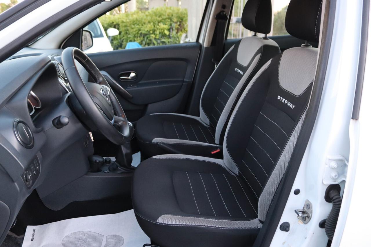 DACIA SANDERO STEPWAY 90CV GPL/BENZ.