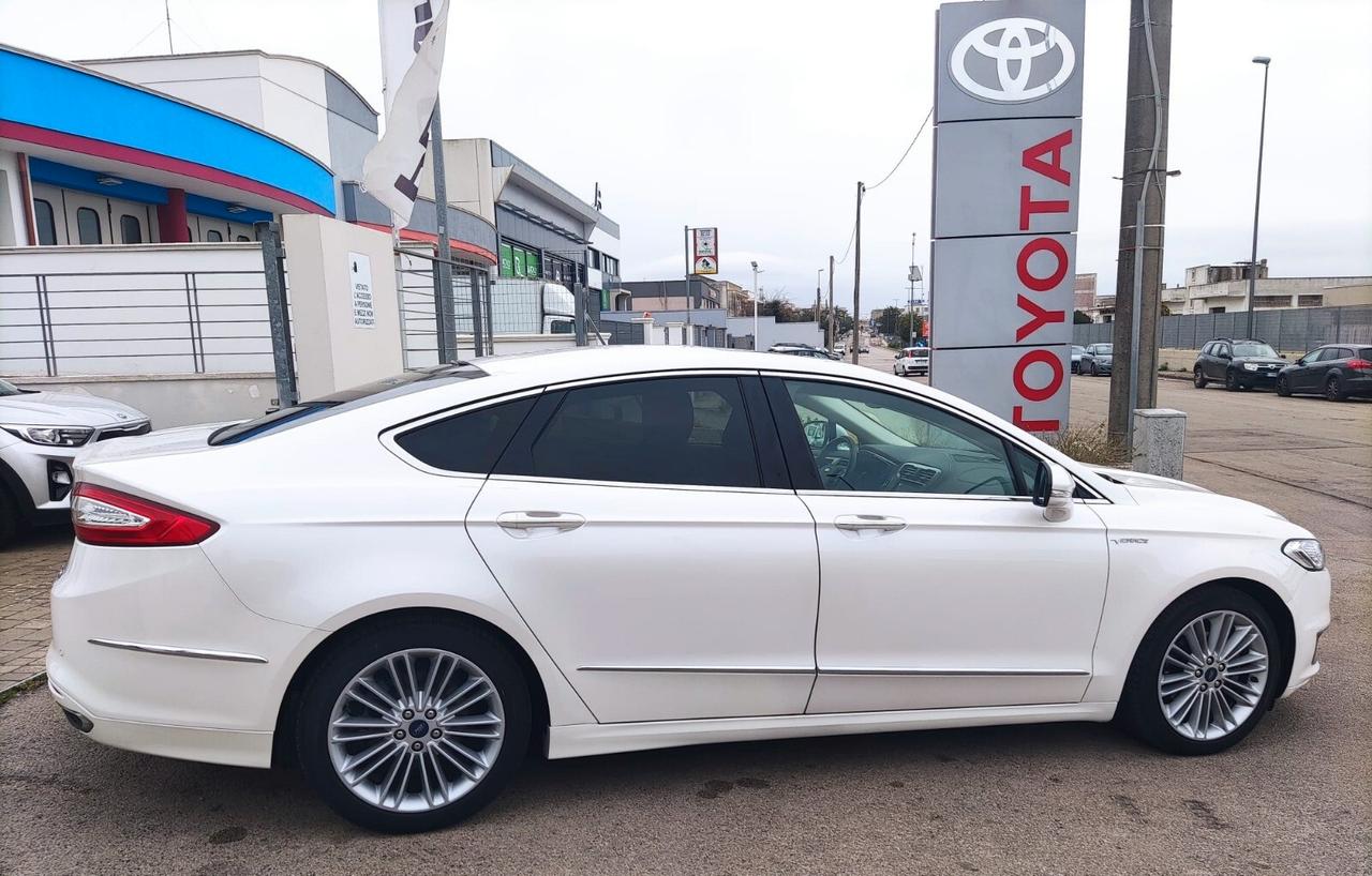 OFFERTA - Ford Mondeo Full Hybrid 2.0 187 CV eCVT 4 porte Vignale