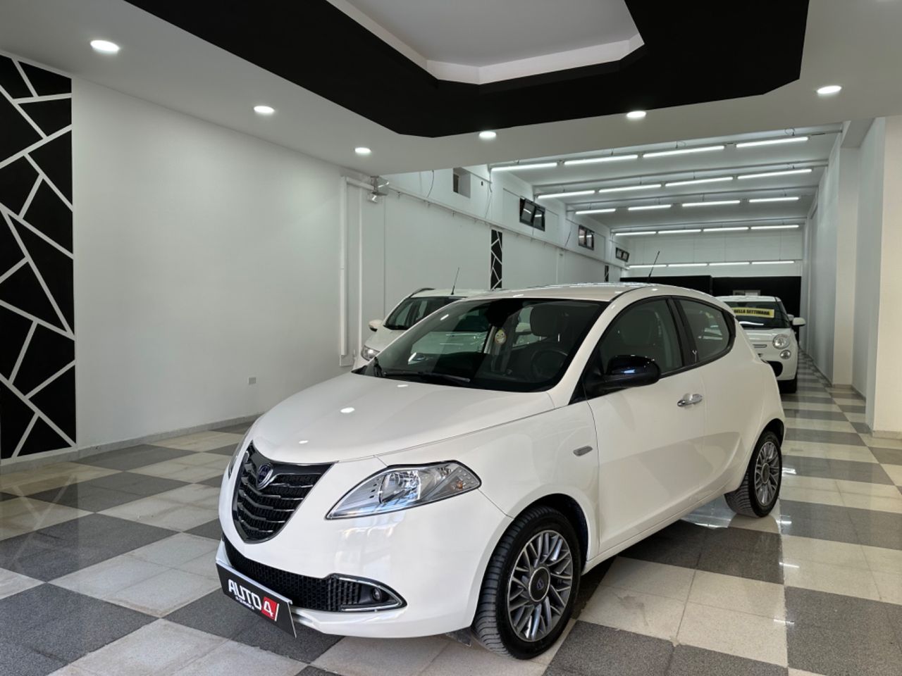 Lancia Ypsilon 1.3 MJT 16V 95 CV 5 porte S&S Gold