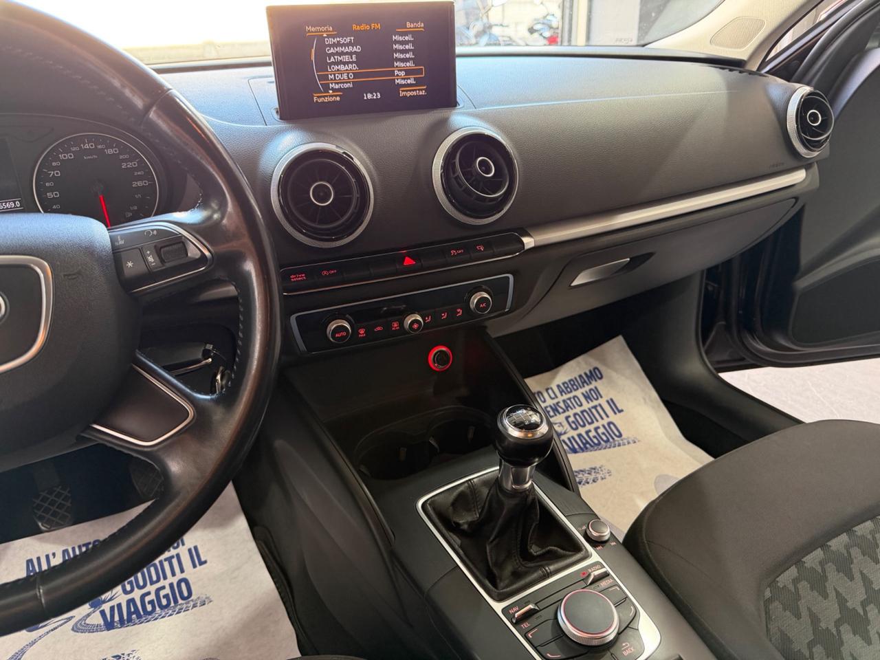 Audi A3 SPB 1.6 TDI CLEAN DIESEL YOUNG