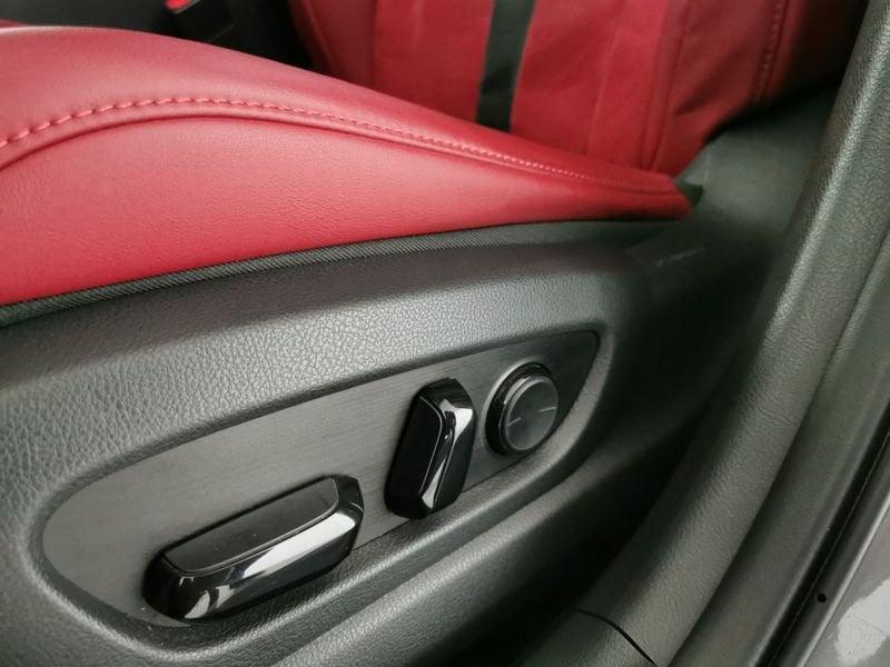 Lexus UX 250h 2.0 F-Sport 2wd cvt