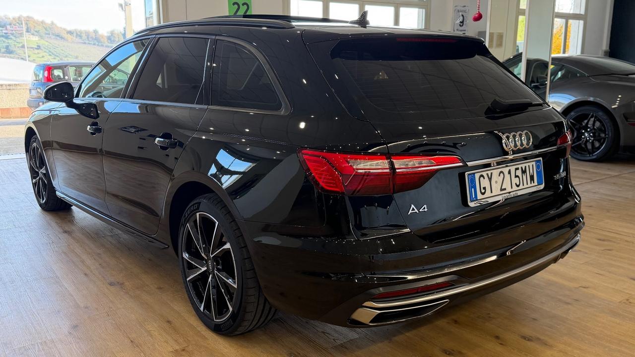 Audi A4 Avant 30 TDI/136 CV S tronic Business Advanced