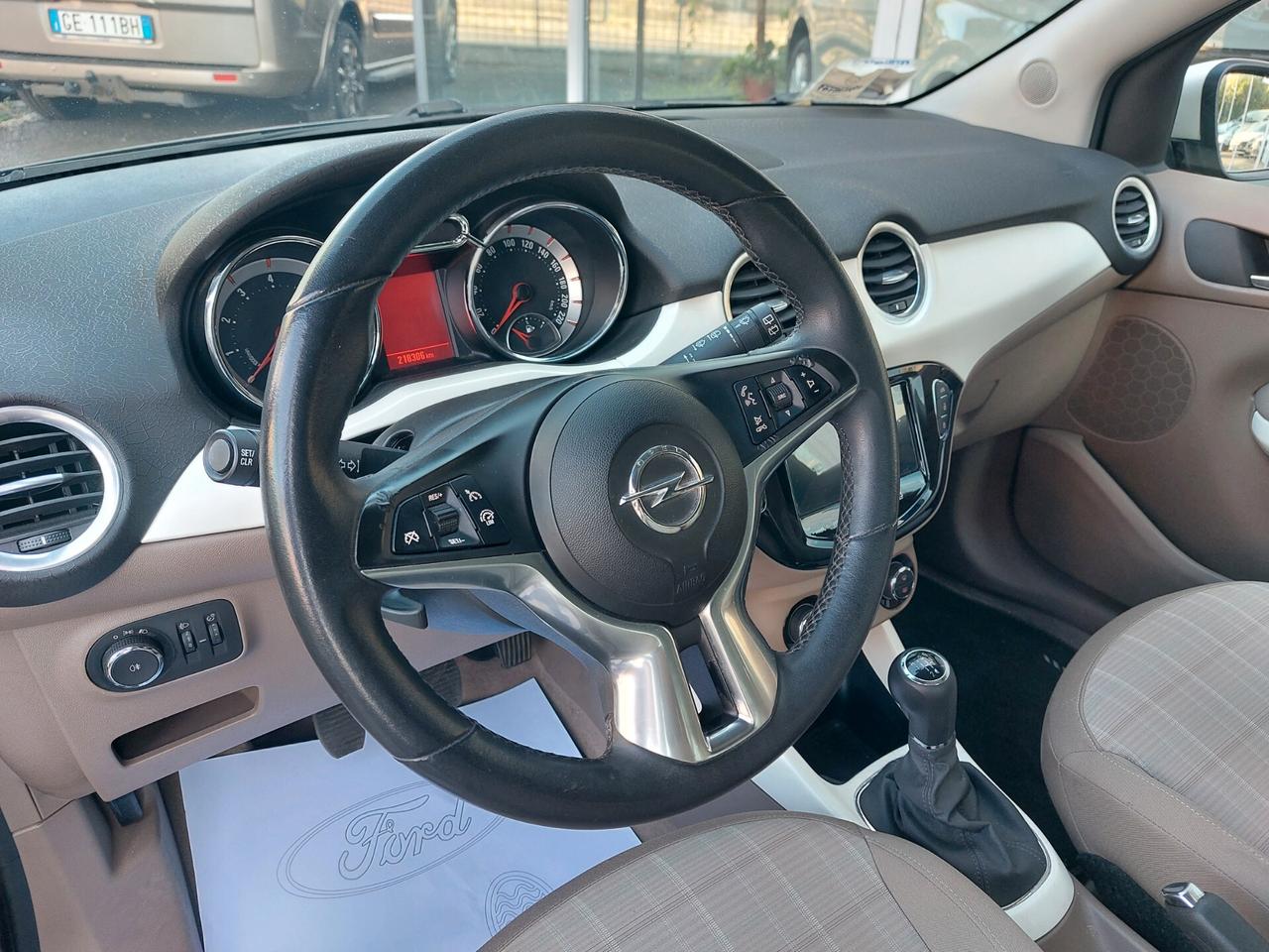 Opel Adam 1.4 87 CV GPL Tech Slam