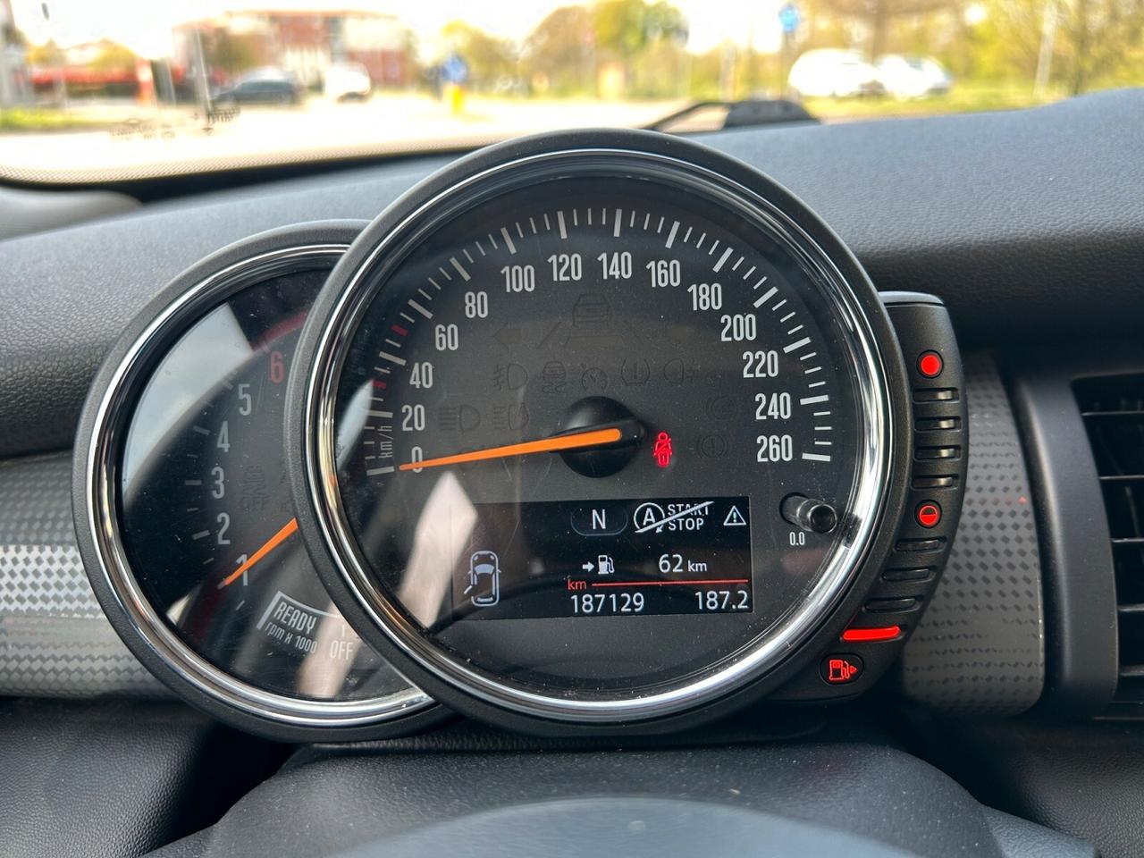 Mini 1.5 Cooper D Business 5 porte OK NEOPATENTATI NAVY