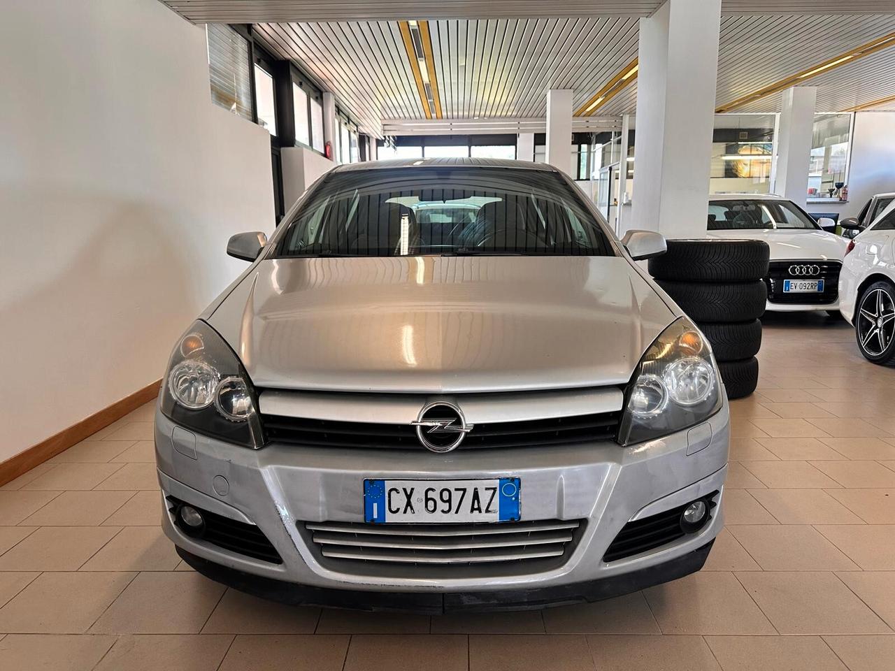 Opel Astra 1.7 CDTI 101CV 5 porte Cosmo