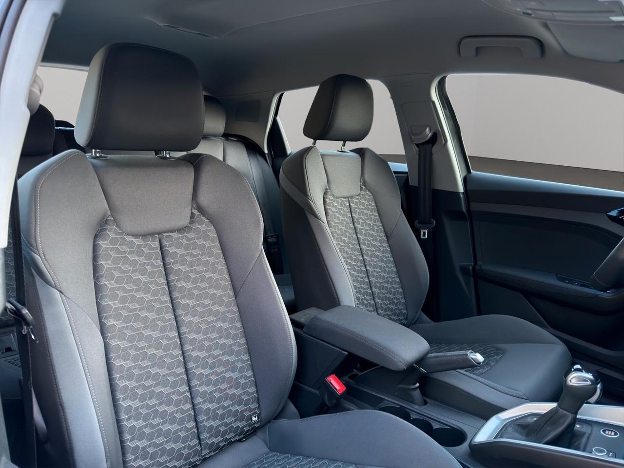 Audi A1 SPB 30 TFSI S tronic line edition