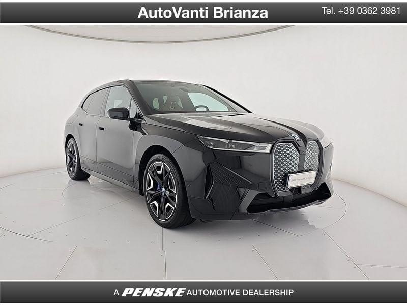BMW iX iX xDrive50 Pacchetto Sportivo KIT GOMME INVERNALI