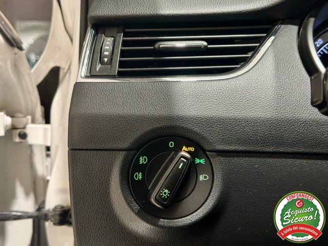 SKODA Octavia 2.0 TDI CR 180CV 4x4 DSG Wagon Scout *GANCIO*