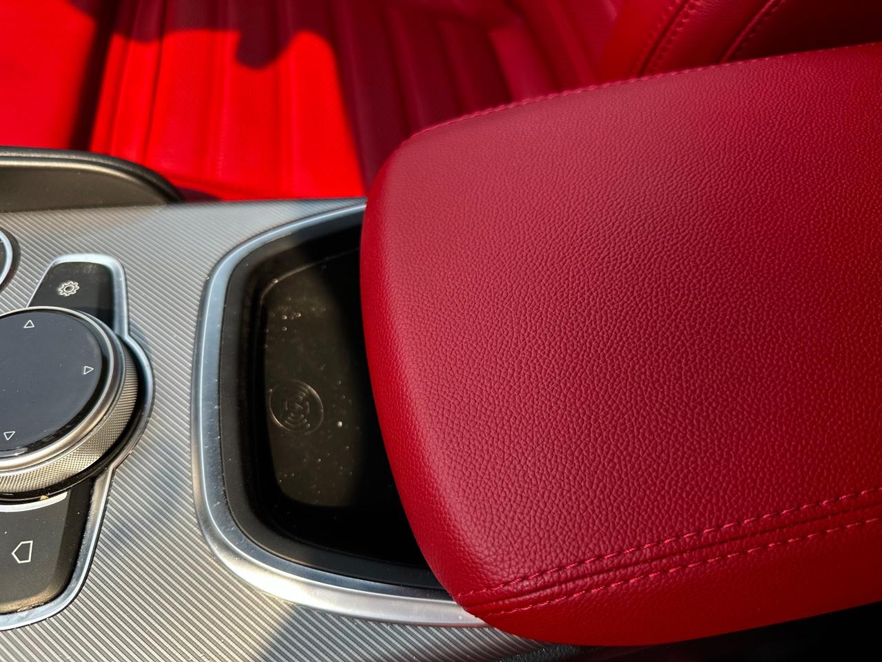 Alfa Romeo Giulia 2.0 Turbo 280 CV AT8 AWD Q4 Veloce