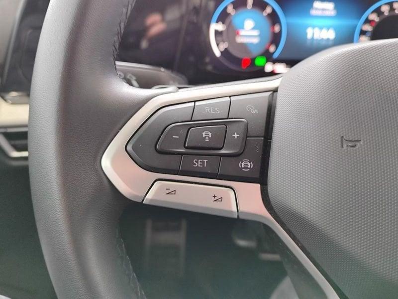 Volkswagen Golf 2.0 TDI 150 CV DSG SCR MOVE Navi Camera Led 16" Cockpit