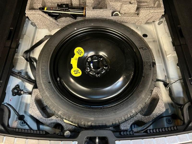 Volvo XC60 (2017-->) D4 AWD Geartronic R-design