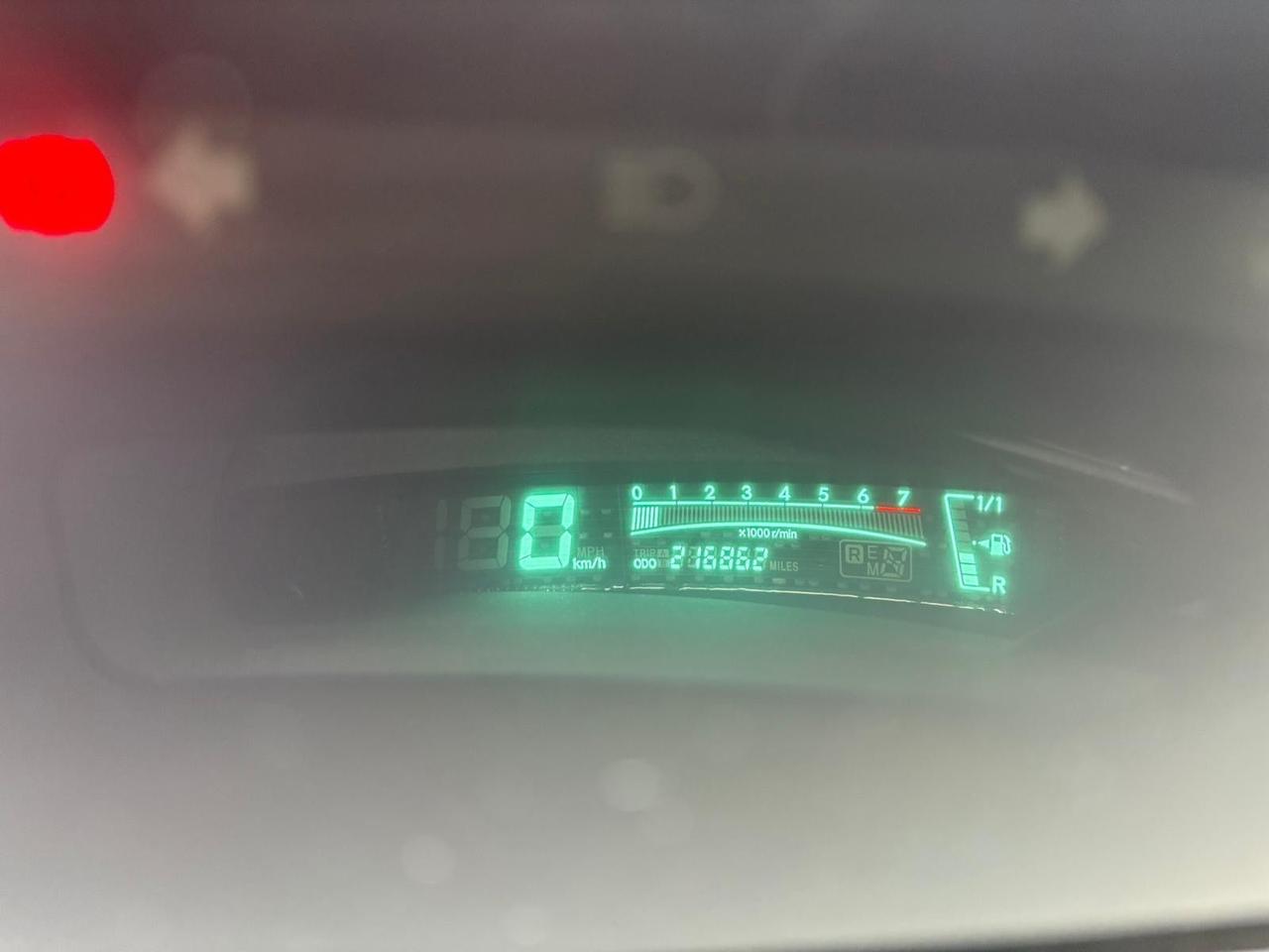 TOYOTA YARIS 1.3benz