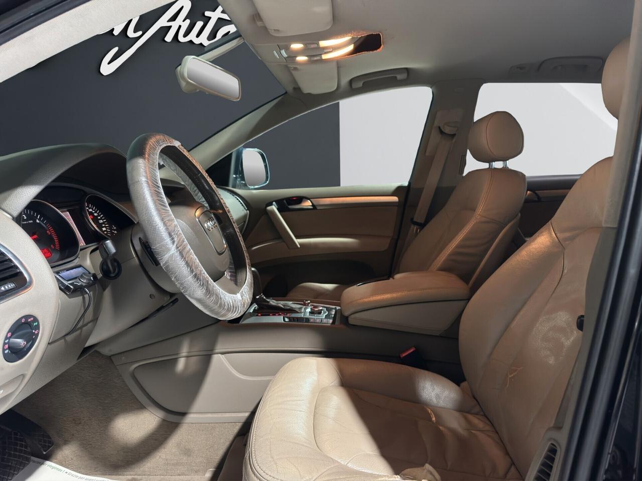 Audi Q7 3.0 V6 TDI 233CV quattro tiptronic