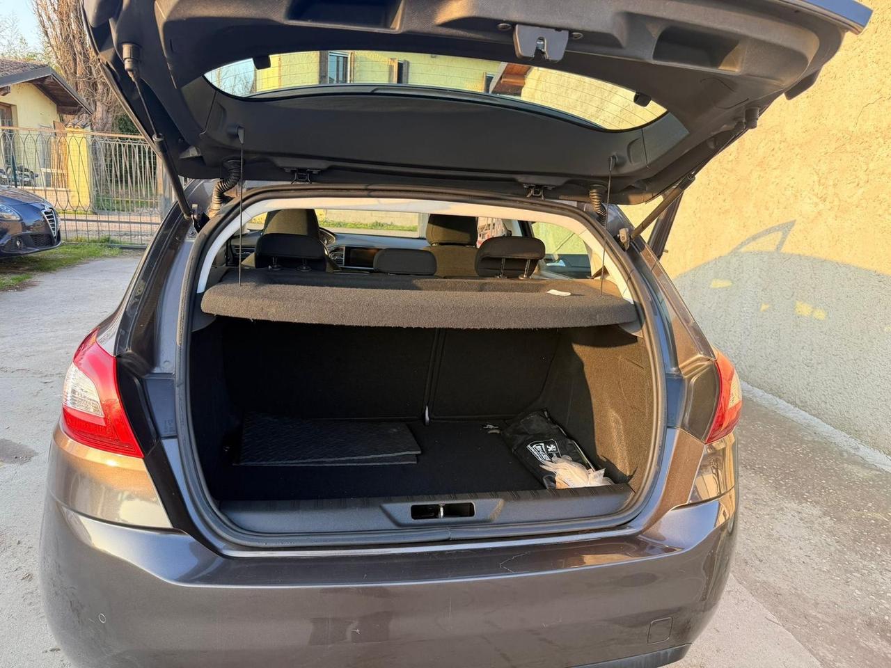 Peugeot 308 PureTech Turbo 110 S&S SW Active