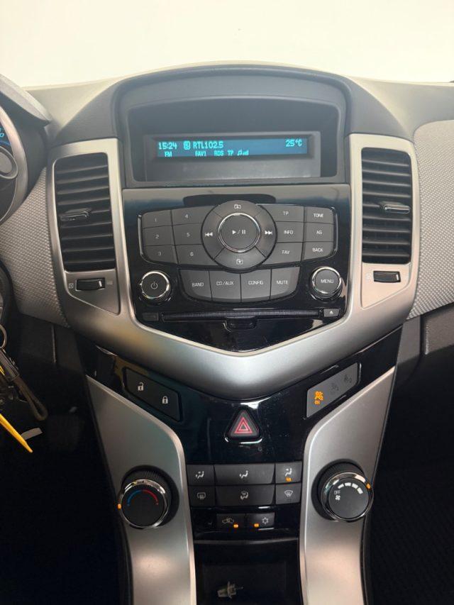 CHEVROLET Cruze 1.6 4 porte LS