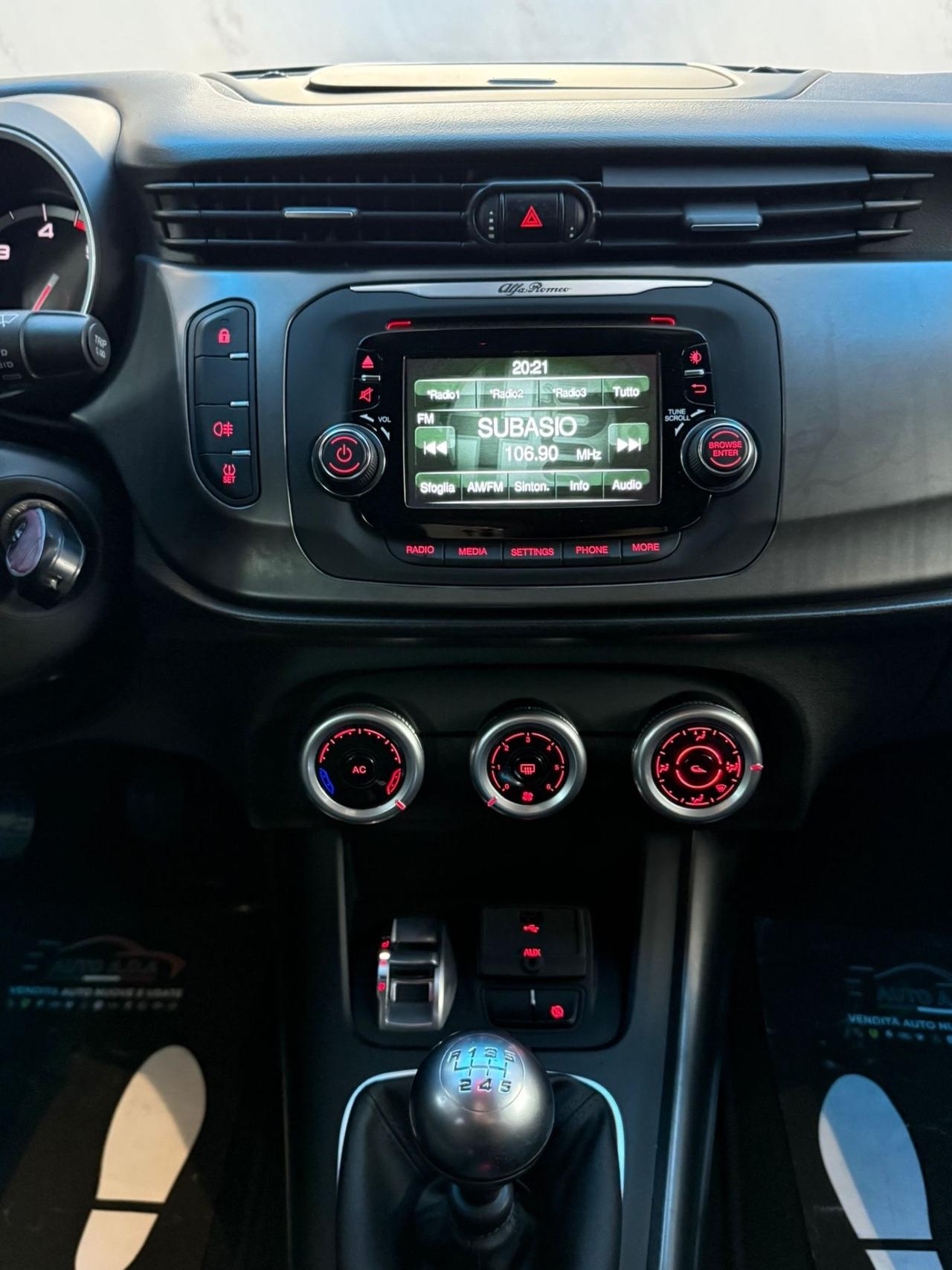 Alfa Romeo Giulietta 1.6 JTDm-2 105 CV Exclusive