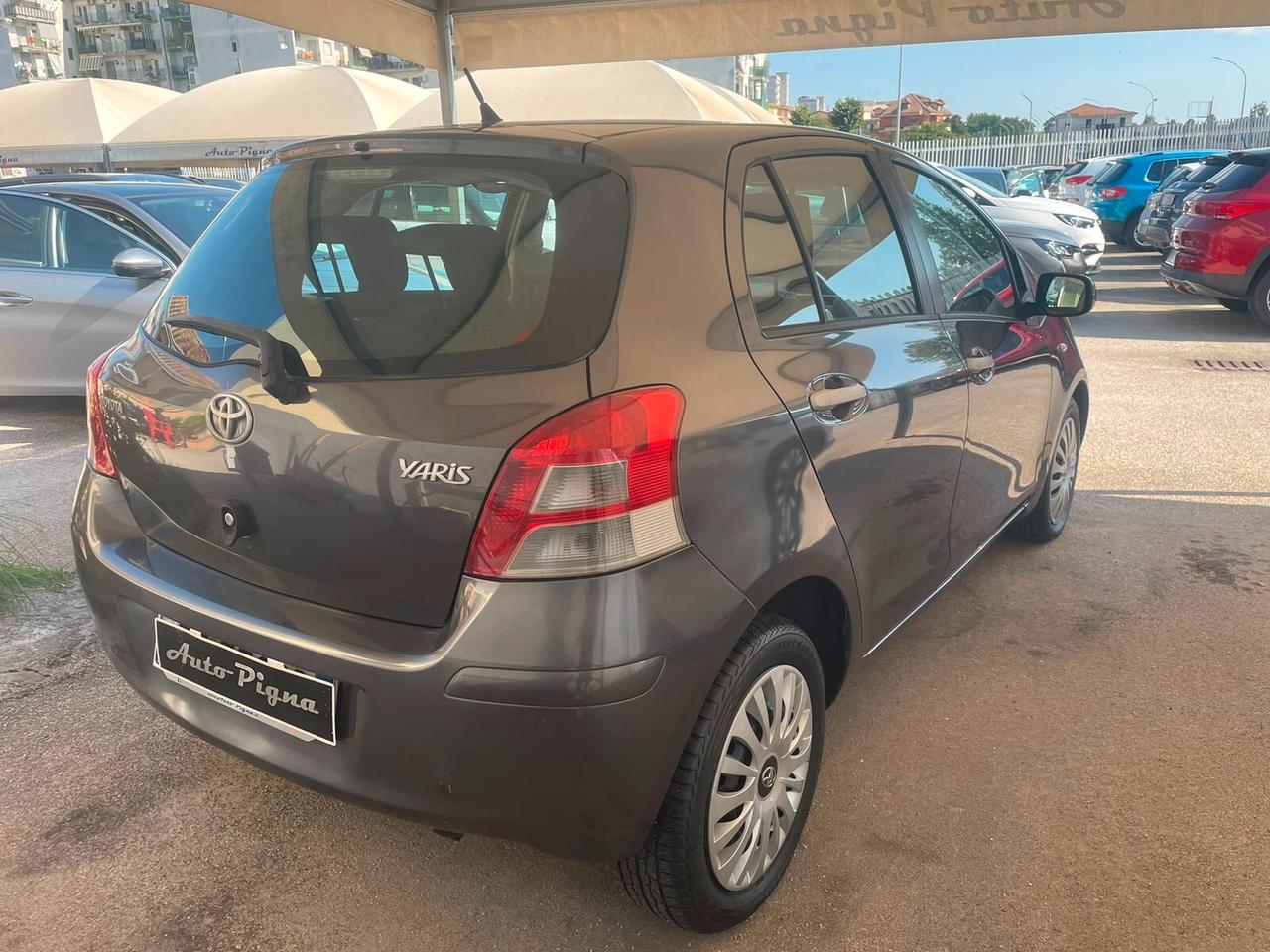 Toyota Yaris 1.4 D-4D DPF 5 porte Sol