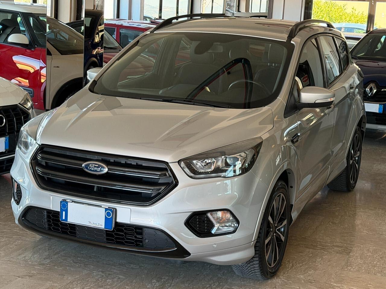 Ford Kuga 2WD 2.0 TDCI 120 cv. ST LINE