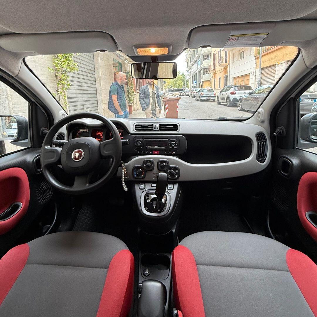 Fiat Panda **CAMBIO AUTOMATICO**